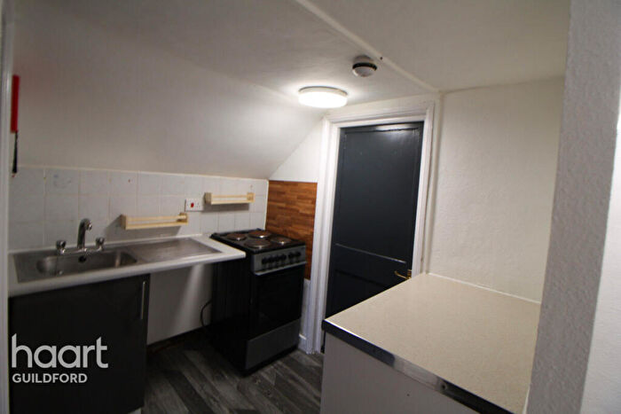 1 Bedroom Flat To Rent In Stoke Road, Guildford, GU1