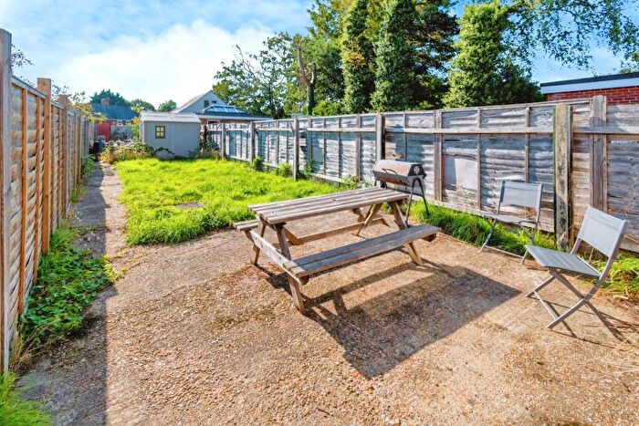 5 Bedroom Terraced House For Sale In Langhorn Road, Southampton, Hampshire, SO16