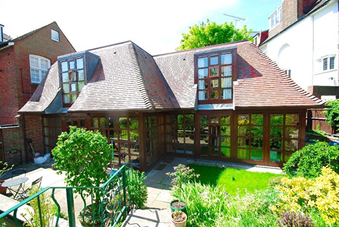 3 Bedroom Detached House To Rent In Rosecroft Avenue, Hampstead, NW3