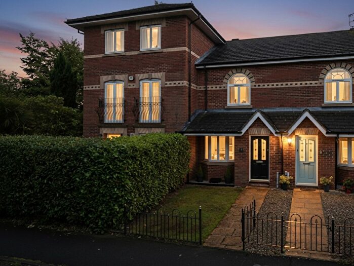 3 Bedroom Terraced House For Sale In Pavilion Way, Macclesfield, SK10