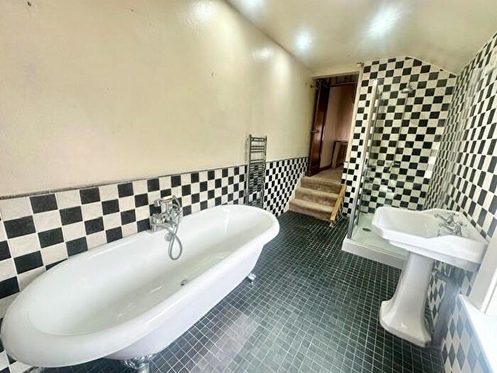 2 Bedroom End Of Terrace House To Rent In Prospect Road North, Redditch, B98