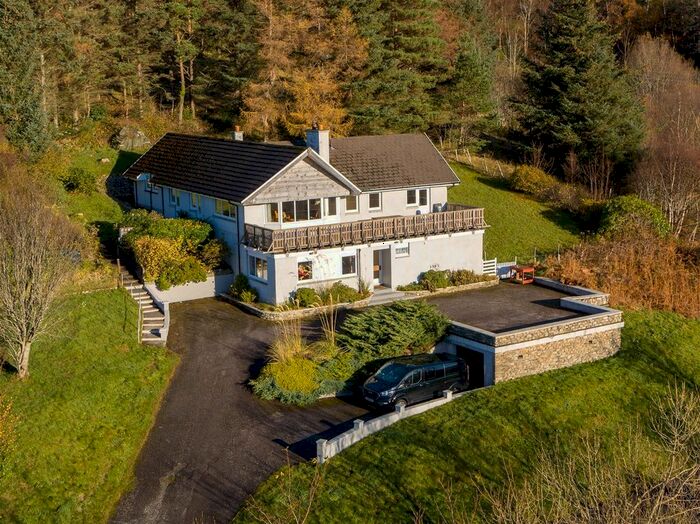 8 Bedroom Detached House For Sale In Ullapool, IV26