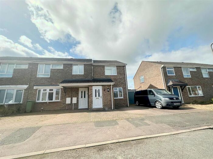 2 Bedroom Semi-Detached House To Rent In St. James Close, Hanslope, Milton Keynes, MK19