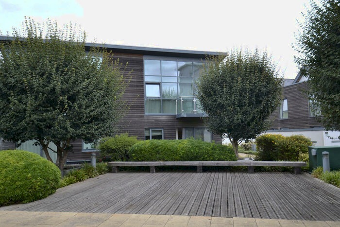 2 Bedroom Apartment To Rent In Park Way, Newbury, RG14