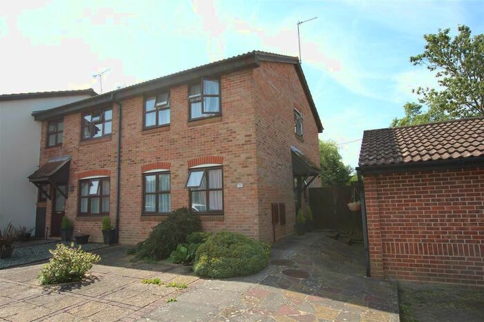 3 Bedroom Semi-Detached House To Rent In The Wickets, Burgess Hill, RH15