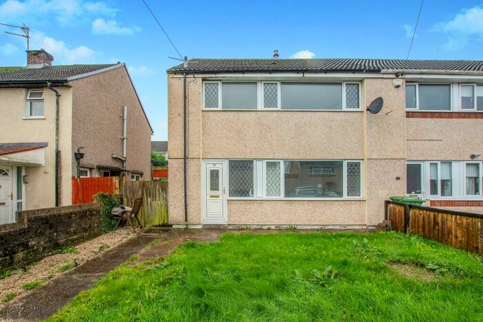 3 Bedroom House To Rent In Moorland Crescent, Beddau, Pontypridd, CF38