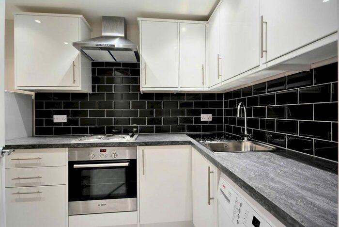 2 Bedroom Maisonette To Rent In Euston Road, Fitzrovia, London, NW1