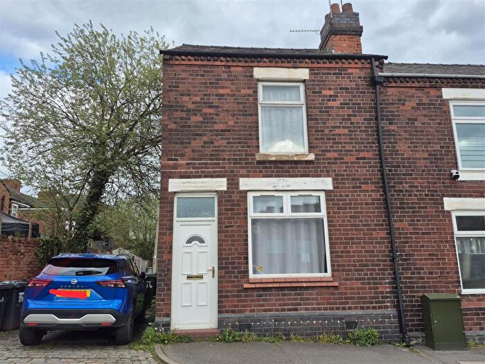 3 Bedroom End Of Terrace House To Rent In Flag Lane, Crewe, CW2
