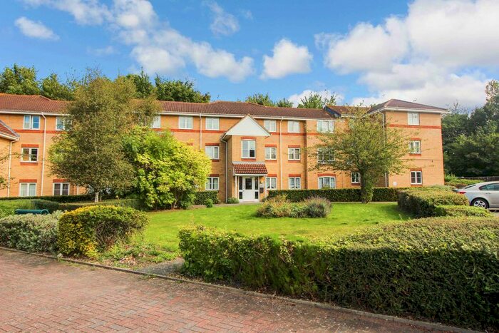 2 Bedroom Flat To Rent In Winton Road, St Margarets Chase, Swindon SN3