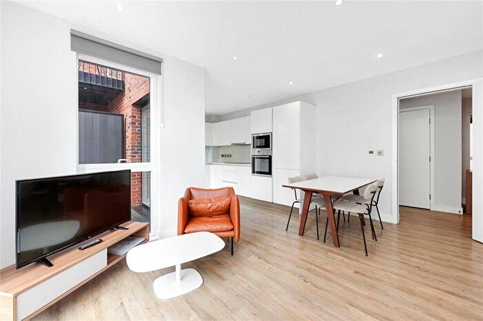 2 Bedroom Apartment To Rent In Martel Place, E8