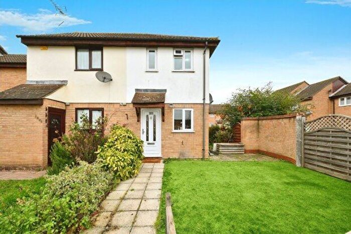 1 Bedroom Property To Rent In Jacksons Drive, Waltham Cross, EN7