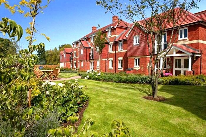 2 Bedroom Flat For Sale In Heathville Road, Gloucester, Gloucestershire, GL1