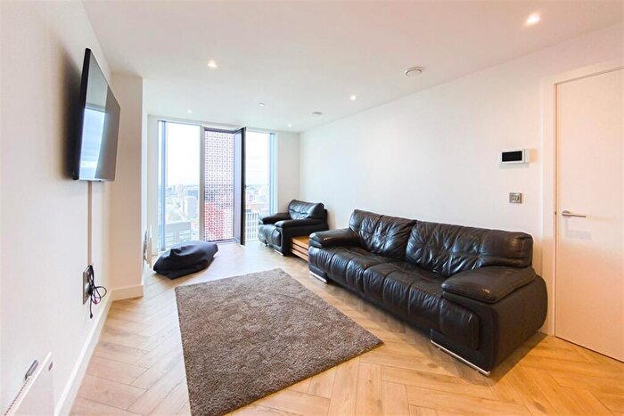 2 Bedroom Apartment To Rent In Elizabeth Tower, M15