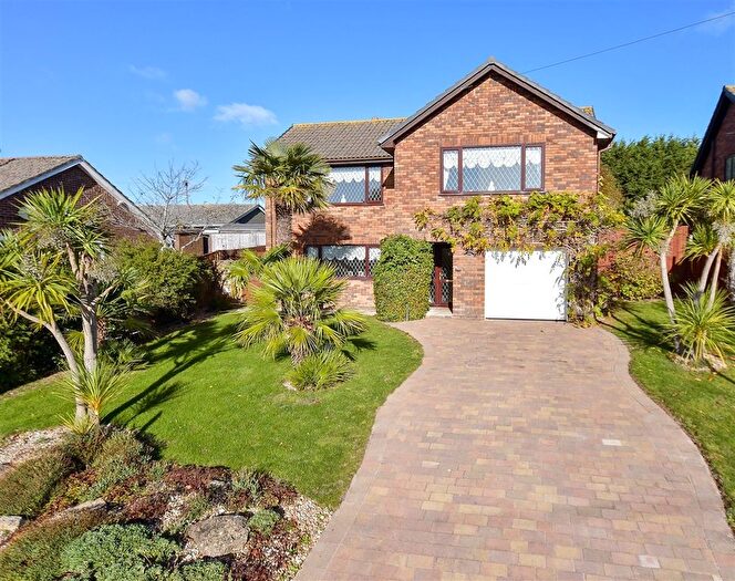 3 Bedroom Detached House For Sale In Cooper Road, Newport, Isle Of Wight, PO30
