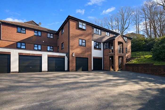 2 Bedroom Flat For Sale In Anderida Court, Bexhill On Sea, TN39