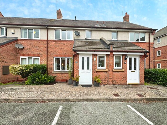 3 Bedroom Terraced House For Sale In Duchess Place, Chester, Cheshire, CH2