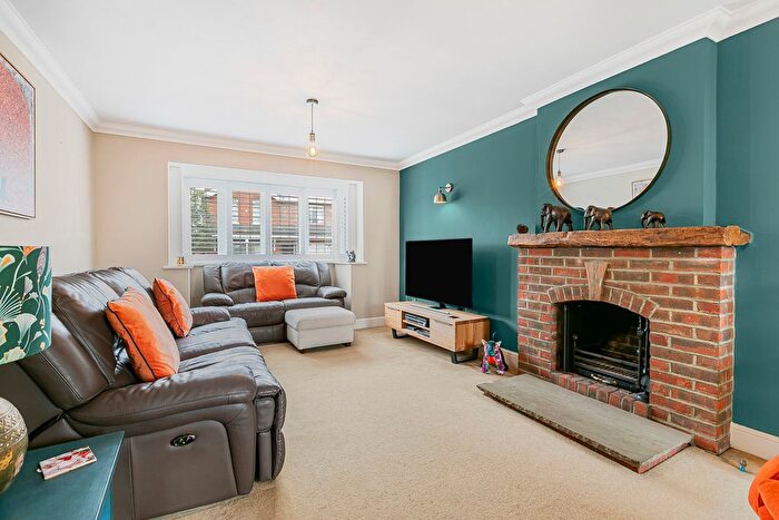 4 Bedroom Detached House For Sale In South Avenue, Egham, Surrey, TW20