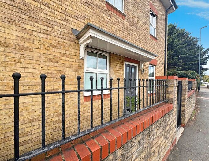 1 Bedroom Maisonette To Rent In South Road, Maidenhead, SL6