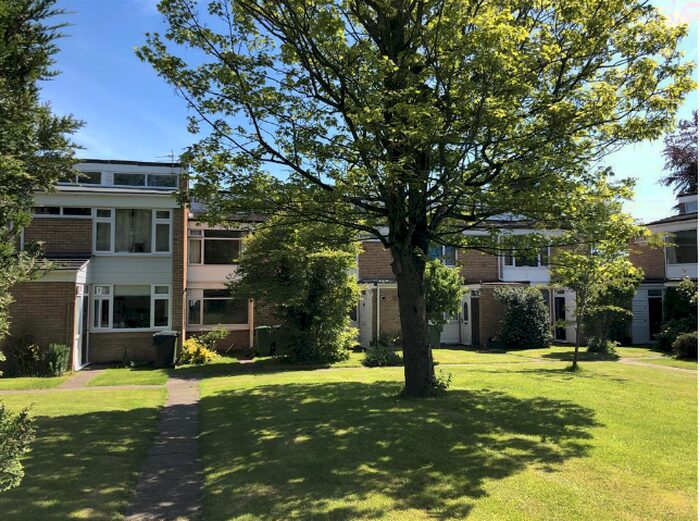 3 Bedroom House To Rent In The Brake, Hagley, Stourbridge, West Midlands, DY8