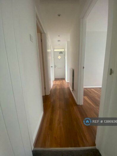 2 Bedroom Flat To Rent In Little Park, Southam, CV47