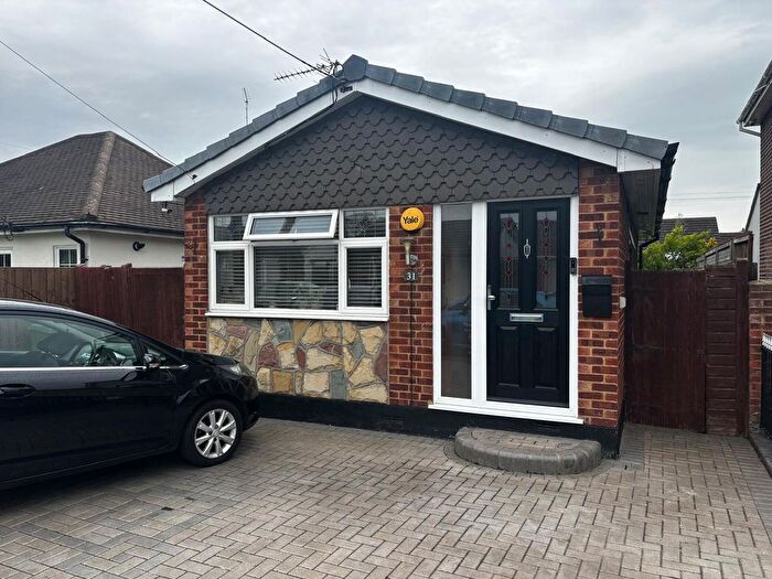 1 Bedroom Bungalow To Rent In Marcos Road, Canvey Island, SS8