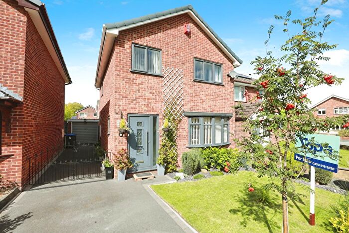 3 Bedroom Detached House For Sale In Lavender Avenue, Blythe Bridge, Stoke On Trent, ST11