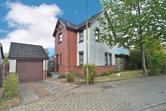 3 Bedroom Semi-Detached House For Sale In Bankton Drive, Livingston, EH54