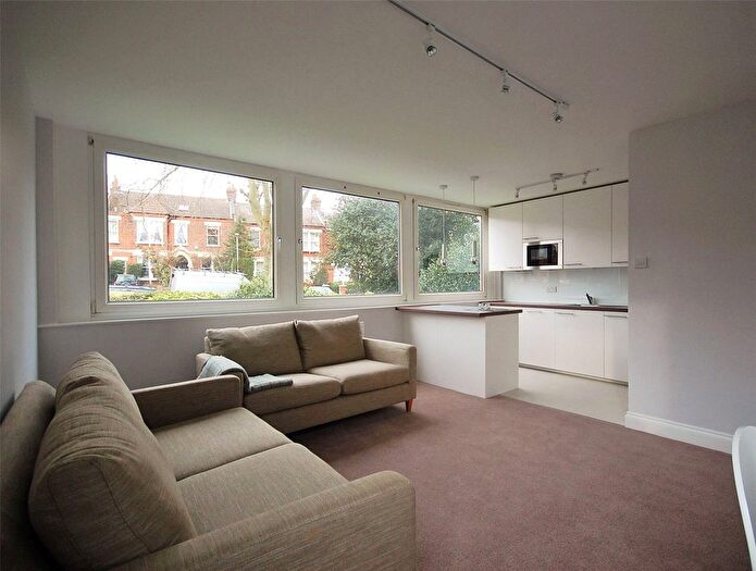 2 Bedroom Flat To Rent In Video Court, Mount View Road, London, United Kingdom, N4