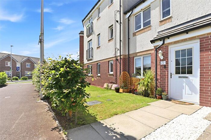 3 Bedroom Terraced House For Sale In Craigton Drive, Bishopton, Renfrewshire, PA7