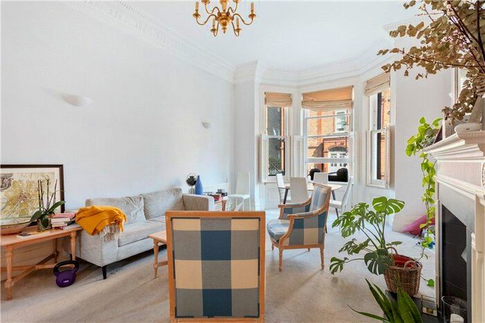 1 Bedroom Flat For Sale In Rosary Gardens, South Kensington, SW7