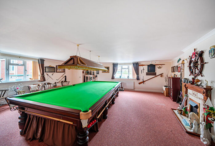 5 Bedroom Detached House For Sale In Northmead Road, Midsomer Norton, Radstock, Somerset, BA3