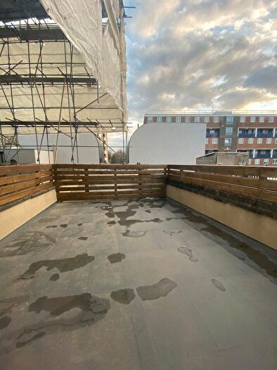 1 Bedroom Flat To Rent In Southwark Park Road, London, SE16