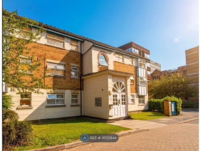 2 Bedroom Flat To Rent In Cuthberga Close, Barking, IG11