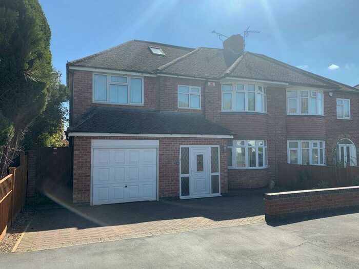 5 Bedroom Semi-Detached House To Rent In Uplands Road, Oadby, LE2