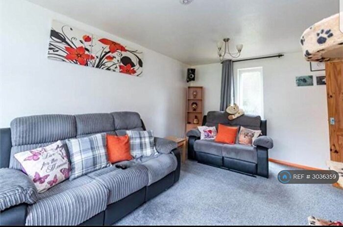 3 Bedroom End Of Terrace House To Rent In Willonholt, Peterborough, PE3