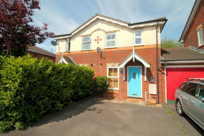 2 Bedroom Property To Rent In Linden Drive, Bradley Stoke, Bristol, BS32