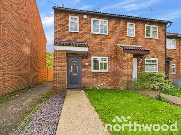 2 Bedroom End Terrace House For Sale In Manorfield, Singleton, Ashford, TN23