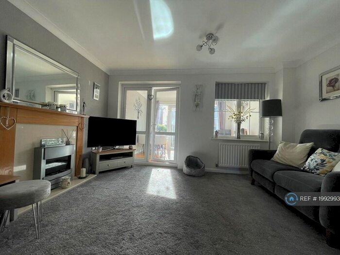 3 Bedroom Terraced House To Rent In Merrick Close, Stevenage, SG1