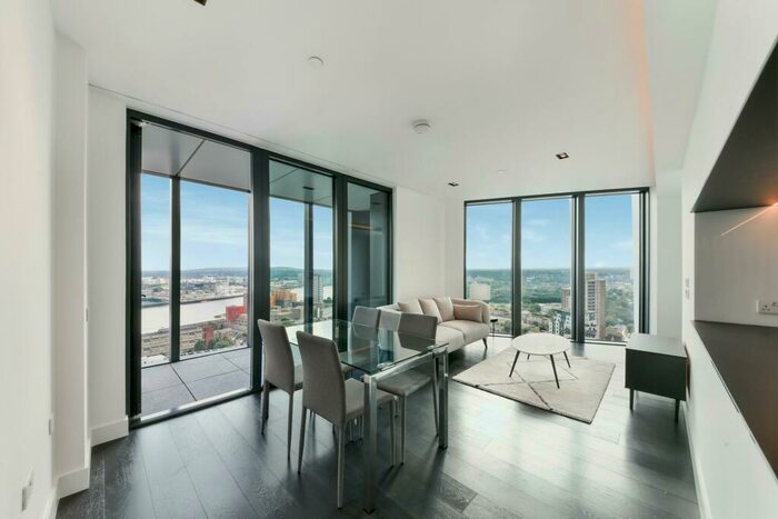 2 Bedroom Apartment To Rent In Amory Tower, The Madison, Marsh Wall, Canary Wharf, E14