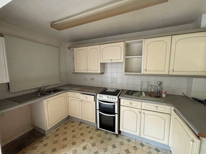 3 Bedroom Link Detached House For Sale In Swallowfields, Coulby Newham, Middlesbrough, Cleveland, TS8