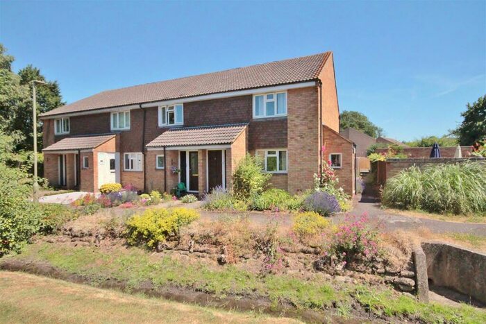 1 Bedroom Maisonette To Rent In Yarnton, Epc Rating E, OX5