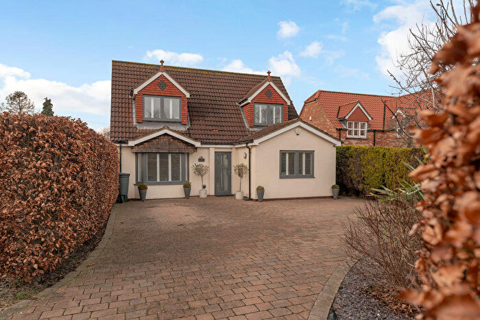 4 Bedroom Detached House For Sale In Peaks Lane, New Waltham, DN36