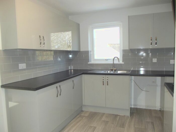 3 Bedroom Flat To Rent In Penybont Road, Pencoed, Bridgend, CF35