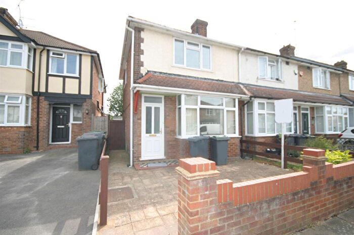 2 Bedroom End Of Terrace House To Rent In Stapleford Road, Stopsley, Luton, LU2