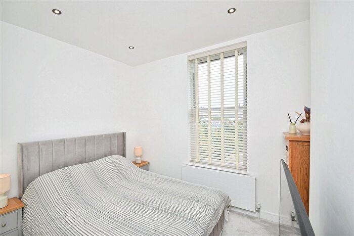 3 Bedroom Semi-detached House For Sale In Park Avenue, Mumbles, Swansea, SA3