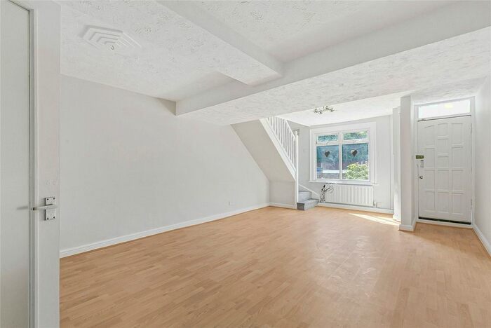 2 Bedroom Terraced House To Rent In Mount Pleasant Road, Walthamstow, London, E17