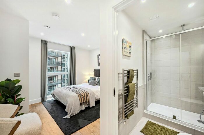 3 Bedroom Flat To Rent In Ashbrook House, Uncle Colindale, Aerial Square, NW9