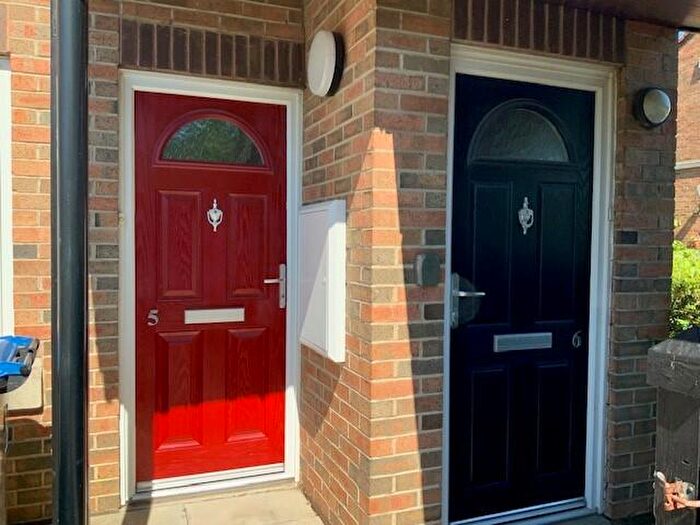 2 Bedroom Flat To Rent In Lyon Walk, Newton Aycliffe, County Durham, DL5