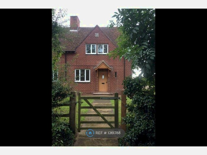 3 Bedroom Semi-Detached House To Rent In Finmere Grounds Cottages, Buckingham, MK18
