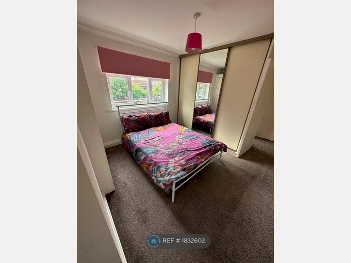 3 Bedroom Terraced House To Rent In Brookside, Uxbridge, UB10